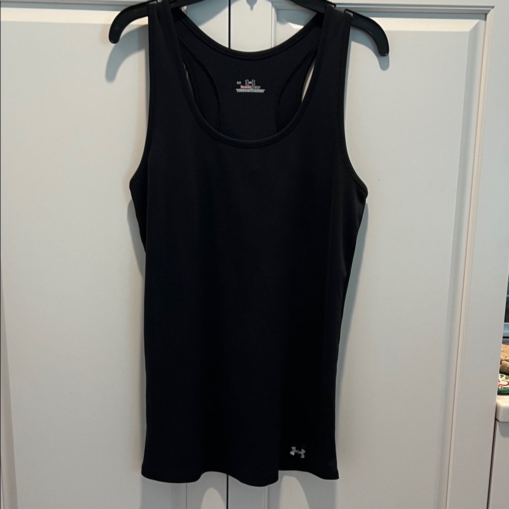 Under Armour Women's Sleek Black Tank Top excellent Large